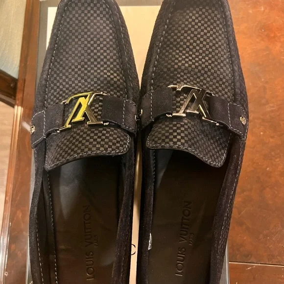 Louis Vuitton | Shoes | Lv Mens Shoes Size 2 Preworn | Poshmark display picture 1